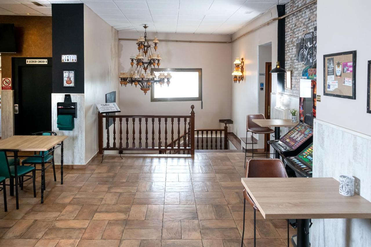 Hostal El Trillero Alcañiz Zewnętrze zdjęcie