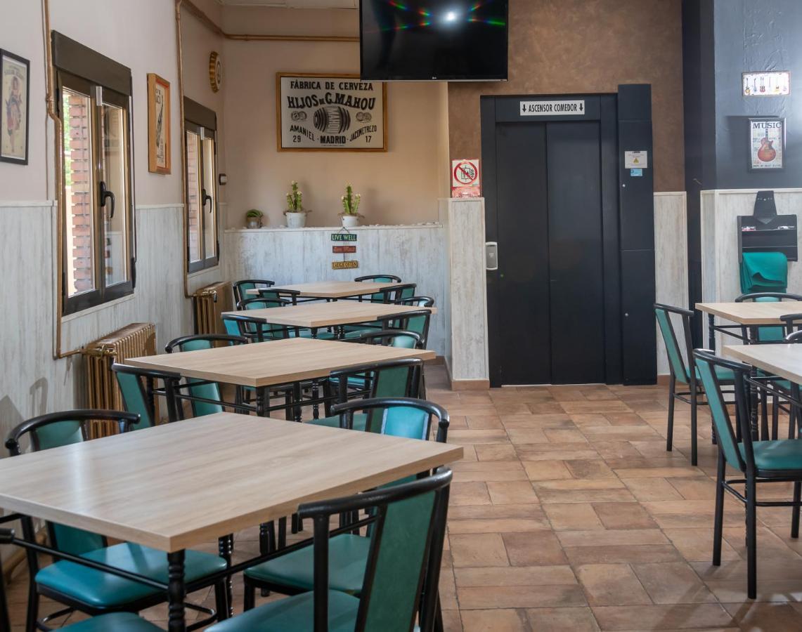 Hostal El Trillero Alcañiz Zewnętrze zdjęcie